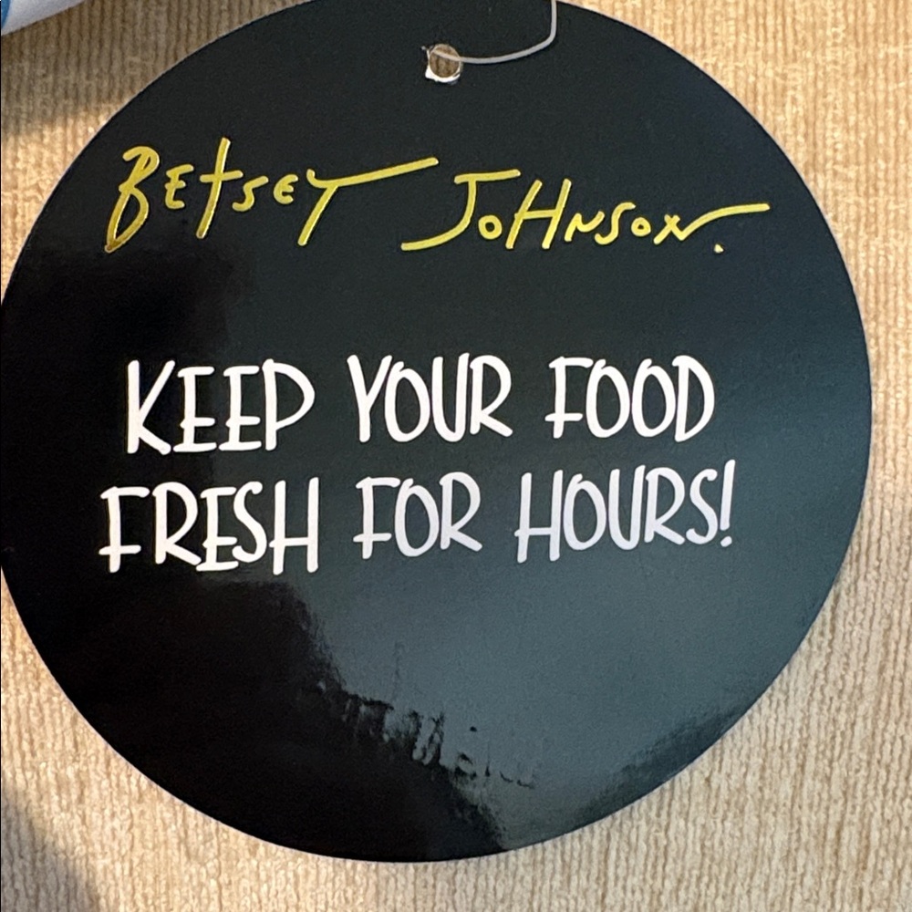 Betsey Johnson Blue Food Print Insulated Tote. - Picture 10 of 11